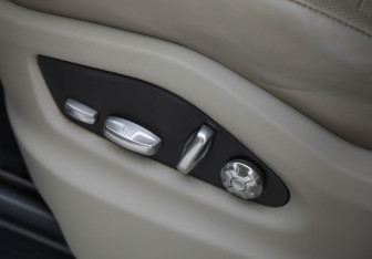 Подержанный автомобиль Porsche Cayenne 2019 года (27 фото)