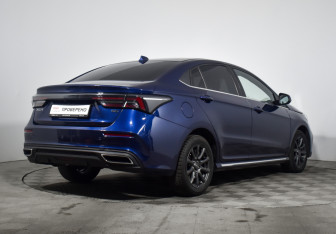 Подержанный автомобиль Omoda S5 2024 года (4 фото)