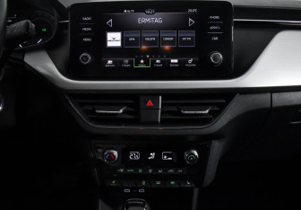Подержанный автомобиль Skoda Rapid Liftback 2020 года (16 фото)