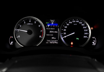 Подержанный автомобиль Lexus IS Sedan 2014 года (20 фото)