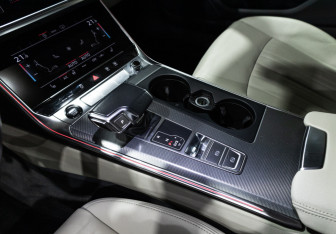 Подержанный автомобиль Audi A6 Sedan 2021 года (20 фото)
