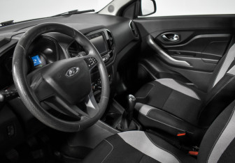 Подержанный автомобиль LADA (ВАЗ) XRAY 2016 года (9 фото)