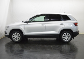Подержанный автомобиль Skoda Karoq 2021 года (8 фото)