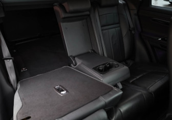 Подержанный автомобиль Land Rover Range Rover Evoque 2020 года (31 фото)