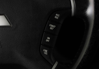 Подержанный автомобиль Mitsubishi Pajero 2014 года (13 фото)