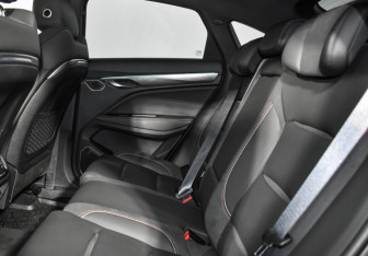 Подержанный автомобиль Geely Tugella 2022 года (12 фото)