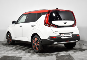 Подержанный автомобиль Kia Soul 2019 года (7 фото)