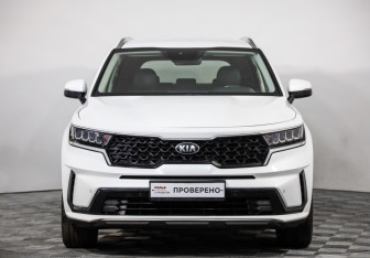 Подержанный автомобиль Kia Sorento 2020 года (2 фото)