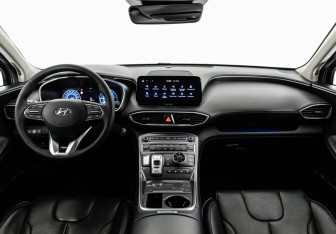 Подержанный автомобиль Hyundai Santa Fe 2021 года (11 фото)