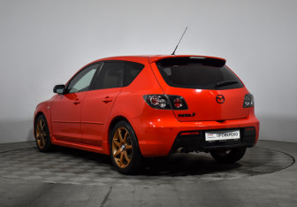 Подержанный автомобиль Mazda 3 Hatchback 2007 года (7 фото)