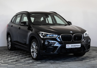 Подержанный автомобиль BMW X1 2017 года (5 фото)