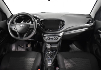 Подержанный автомобиль LADA (ВАЗ) Vesta Sedan 2019 года (11 фото)