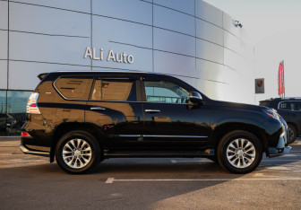 Подержанный автомобиль Lexus GX 2014 года (36 фото)