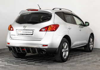 Подержанный автомобиль Nissan Murano Suv 2011 года (5 фото)