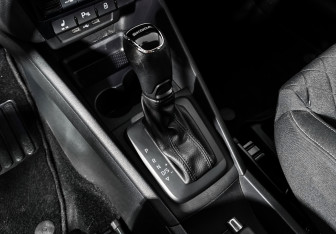 Подержанный автомобиль Skoda Rapid Liftback 2021 года (11 фото)