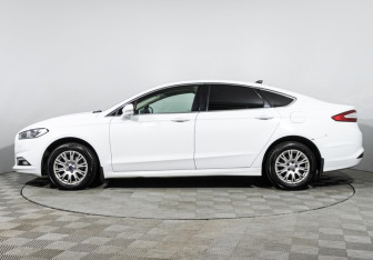 Подержанный автомобиль Ford Mondeo Sedan 2018 года (8 фото)