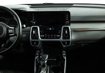 Подержанный автомобиль Kia Sorento 2021 года (16 фото)