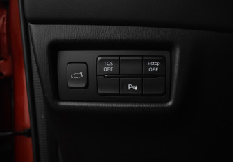 Подержанный автомобиль Mazda CX-5 2018 года (19 фото)