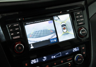 Подержанный автомобиль Nissan Qashqai 2014 года (17 фото)