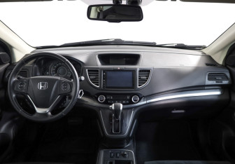 Подержанный автомобиль Honda CR-V 2016 года (9 фото)
