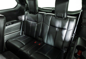 Подержанный автомобиль Nissan Pathfinder 2015 года (26 фото)