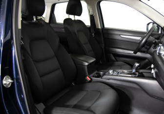 Подержанный автомобиль Mazda CX-5 2017 года (11 фото)
