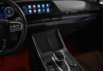 Подержанный автомобиль Omoda C5 2023 года (21 фото)