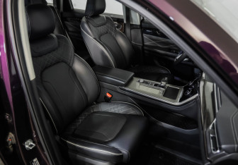 Подержанный автомобиль Exeed VX 2023 года (28 фото)