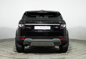 Подержанный автомобиль Land Rover Range Rover Evoque 2014 года (6 фото)