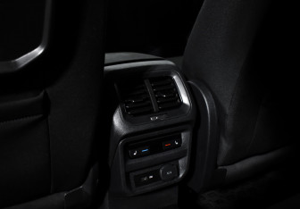 Подержанный автомобиль Volkswagen Tiguan 2018 года (14 фото)