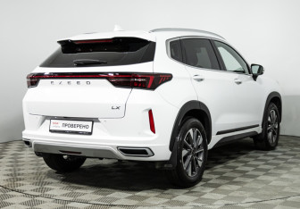 Подержанный автомобиль Exeed LX 2024 года (5 фото)