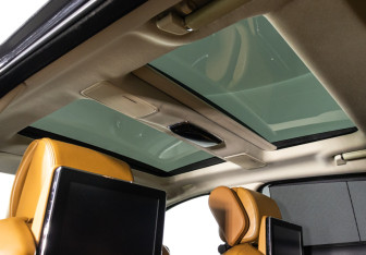 Подержанный автомобиль Jaguar XJ 2016 года (83 фото)