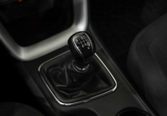 Подержанный автомобиль Kia Ceed Hatchback 2015 года (15 фото)