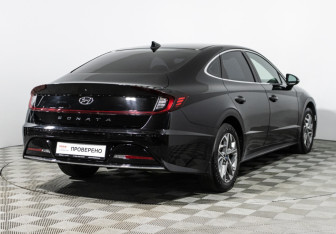Подержанный автомобиль Hyundai Sonata 2020 года (5 фото)