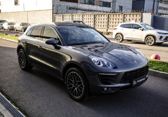 Подержанный автомобиль Porsche Macan 2014 года (3 фото)
