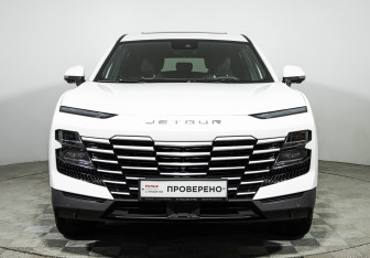 Подержанный автомобиль Jetour Dashing 2023 года (2 фото)