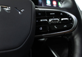 Подержанный автомобиль Omoda C5 2022 года (22 фото)