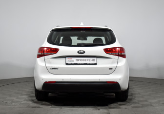 Подержанный автомобиль Kia Ceed Wagon 2017 года (6 фото)