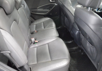 Подержанный автомобиль Hyundai Santa Fe 2016 года (13 фото)