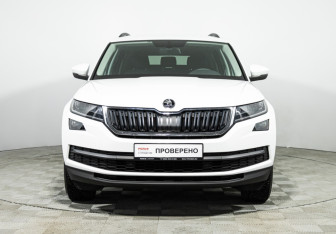 Подержанный автомобиль Skoda Kodiaq 2021 года (2 фото)