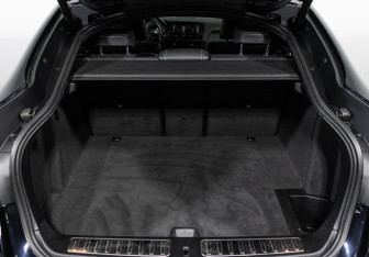 Подержанный автомобиль BMW X4 2016 года (20 фото)