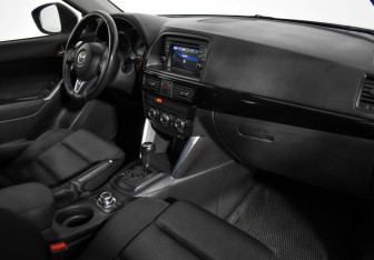 Подержанный автомобиль Mazda CX-5 2013 года (14 фото)