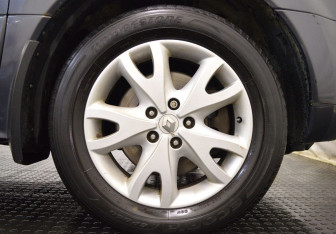 Подержанный автомобиль Renault Koleos 2010 года (9 фото)