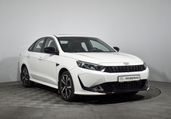 Подержанный автомобиль Kaiyi E5 2023 года (3 фото)