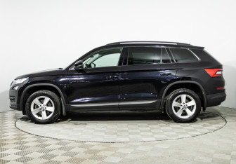 Подержанный автомобиль Skoda Kodiaq 2019 года (8 фото)
