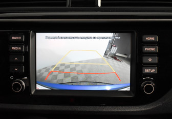 Подержанный автомобиль Kia Rio Hatchback 2019 года (17 фото)