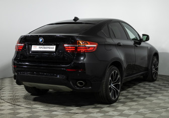 Подержанный автомобиль BMW X6 2013 года (5 фото)
