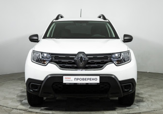 Подержанный автомобиль Renault Duster 2021 года (2 фото)