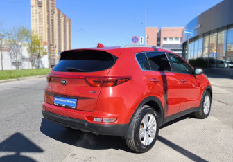 Подержанный автомобиль Kia Sportage 2017 года (4 фото)