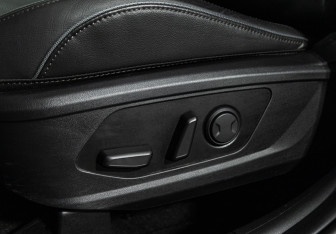 Подержанный автомобиль Hyundai Tucson 2023 года (15 фото)